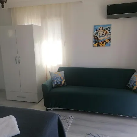 Derin Bungalov B&B *